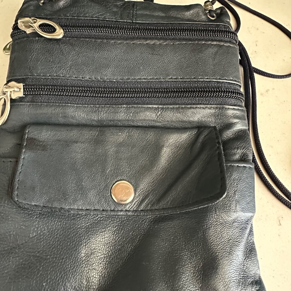 Genuine Leather Crossbody Bag With Multi Zipper Pockets & Adjustable Strap - Mad - Picture 8 of 8